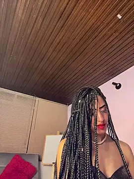 Snapshot of MichelleDiaz_Pink chatting on 03/10/25, 03:12 MichelleDiaz Pink online show from 03/10/25, 03:12