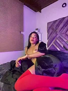 Snapshot of MichelleDiaz_Pink chatting on 09/15/25, 07:08 MichelleDiaz Pink online show from 09/15/25, 07:08