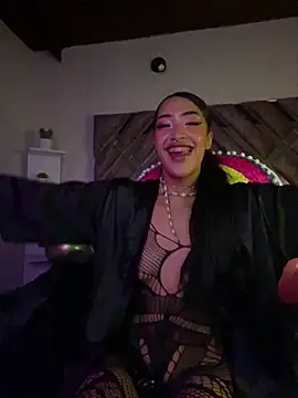 Snapshot of MichelleDiaz_Pink chatting on 09/16/25, 05:41 MichelleDiaz Pink online show from 09/16/25, 05:41