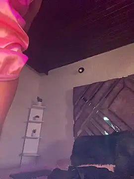 Snapshot of MichelleDiaz_Pink chatting on 10/12/25, 11:37 MichelleDiaz Pink online show from 10/12/25, 11:37