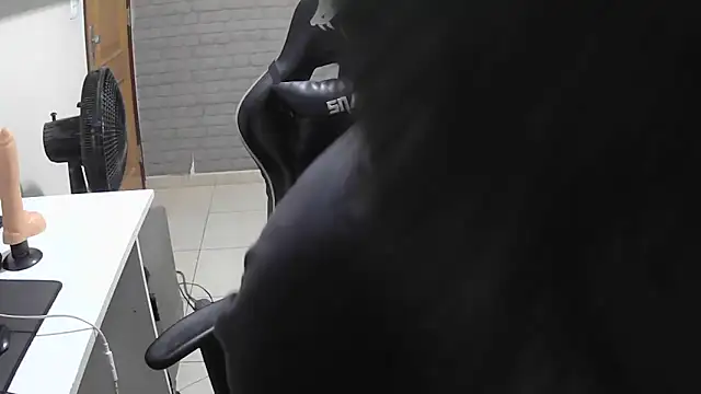 Snapshot of brancooodonto chatting on 12/14/25, 12:49 brancooodonto online show from 12/14/25, 12:49