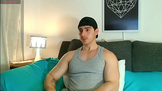 Snapshot of thomyafar chatting on 09/10/25, 04:23 thomyafar online show from 09/10/25, 04:23