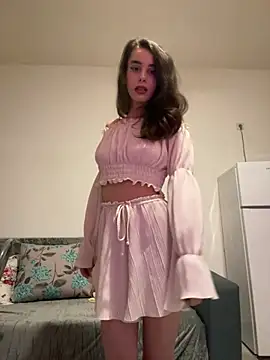 Snapshot of Mazzekyn chatting on 02/22/25, 08:53 Mazzekyn online show from 02/22/25, 08:53