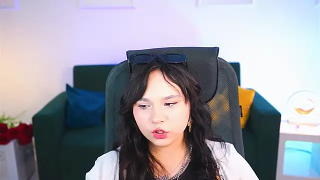 HanaWise online show from 02/26/25, 11:09