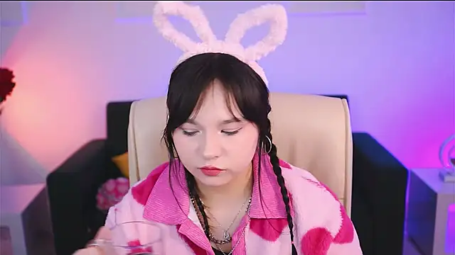 HanaWise online show from 03/03/25, 08:16