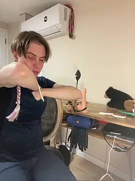 femboybandi online show from 02/21/26, 12:22