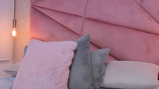 SalomeHills   online show from 02/28/25, 03:48