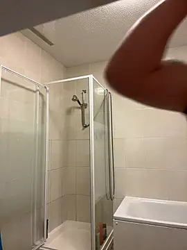 Snapshot of rickalishas8819 chatting on 02/26/25, 08:00 rickalishas8819 online show from 02/26/25, 08:00