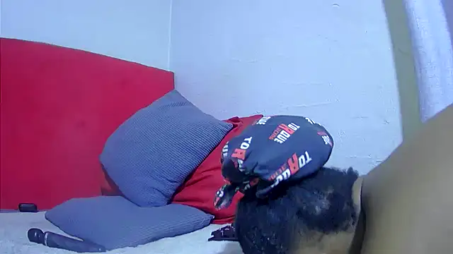 Snapshot of tasha97x chatting on 11/15/25, 05:27 tasha97x online show from 11/15/25, 05:27