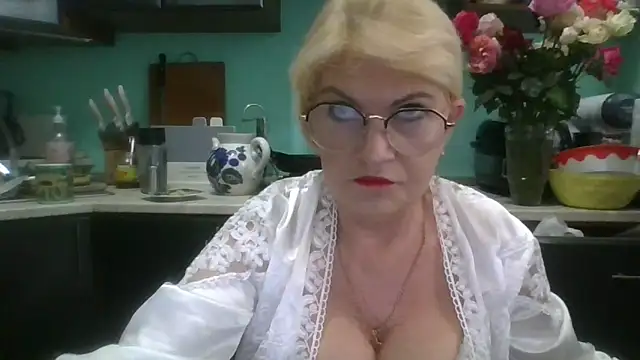 Heidi-Helga online show from 10/06/25, 07:17