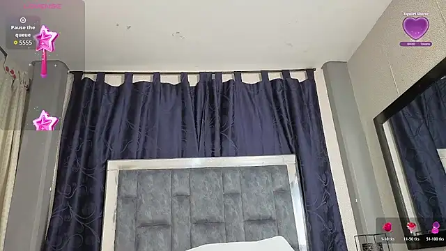 Snapshot of Effie_cooper chatting on 12/02/25, 07:42 Effie cooper online show from 12/02/25, 07:42