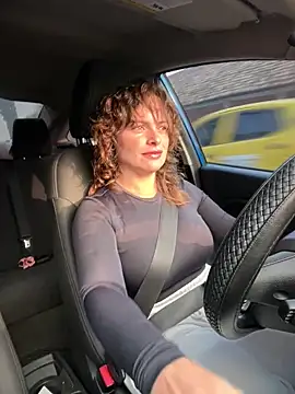 Snapshot of gynna_kimera chatting on 03/25/26, 12:11 gynna kimera online show from 03/25/26, 12:11