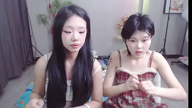 Snapshot of Facai55555 chatting on 03/05/25, 02:12 Facai55555 online show from 03/05/25, 02:12