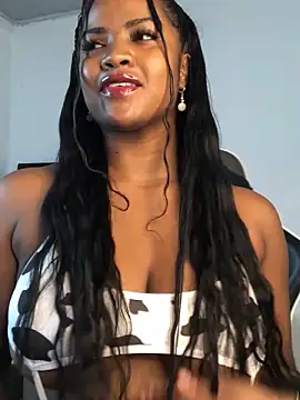 Snapshot of ValerieBlakee chatting on 05/27/26, 09:56 ValerieBlakee online show from 05/27/26, 09:56
