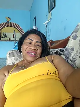 Tocameamor online show from 10/24/25, 03:41