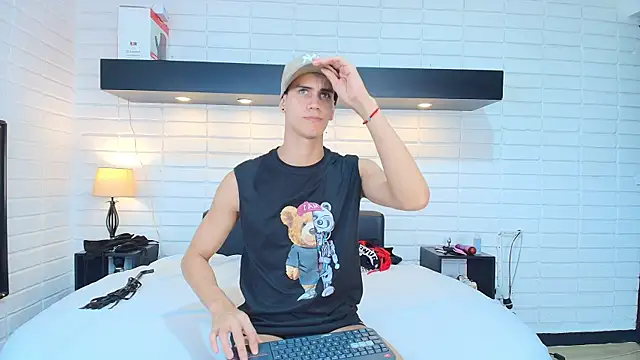 Maximiliano  Fire online show from 03/11/25, 07:14