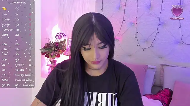 Snapshot of goth_tasha chatting on 09/29/25, 07:40 goth tasha online show from 09/29/25, 07:40