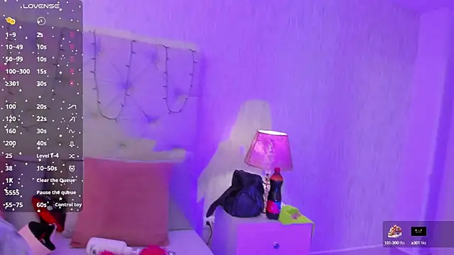 Snapshot of goth_tasha chatting on 10/01/25, 08:15 goth tasha online show from 10/01/25, 08:15