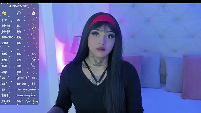 Snapshot of goth_tasha chatting on 07/02/26, 12:33 goth tasha online show from 07/02/26, 12:33