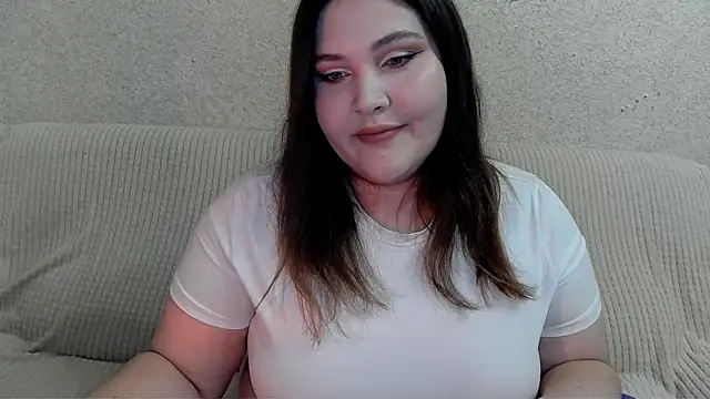 Snapshot of rachelwild chatting on 10/02/25, 03:41 rachelwild online show from 10/02/25, 03:41