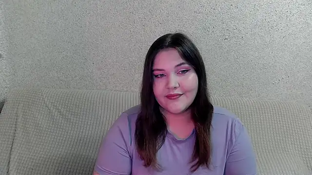 Snapshot of rachelwild chatting on 10/16/25, 02:45 rachelwild online show from 10/16/25, 02:45