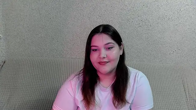 Snapshot of rachelwild chatting on 10/27/25, 03:05 rachelwild online show from 10/27/25, 03:05