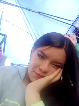 krolay16 online show from 10/15/25, 04:18