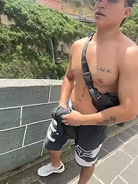 MaxxxSteil online show from 02/04/26, 04:35