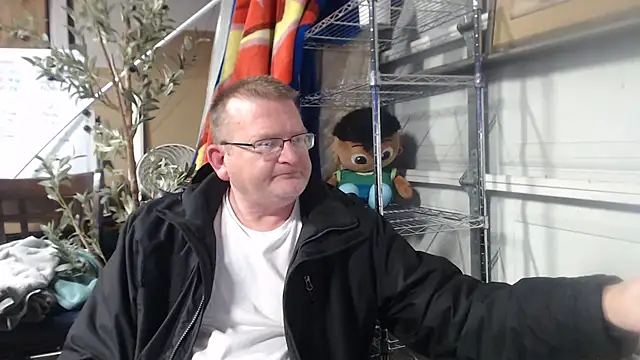 Randomoldguy615 online show from 03/07/25, 01:31