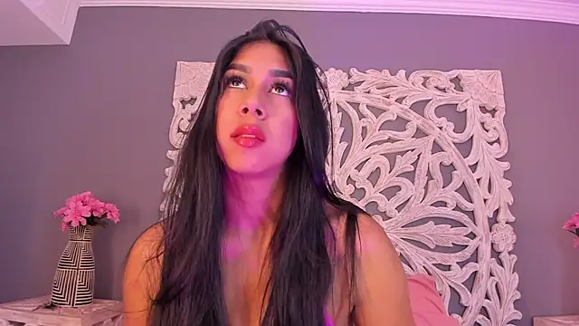 AnnieGibbyns online show from 12/05/25, 08:38