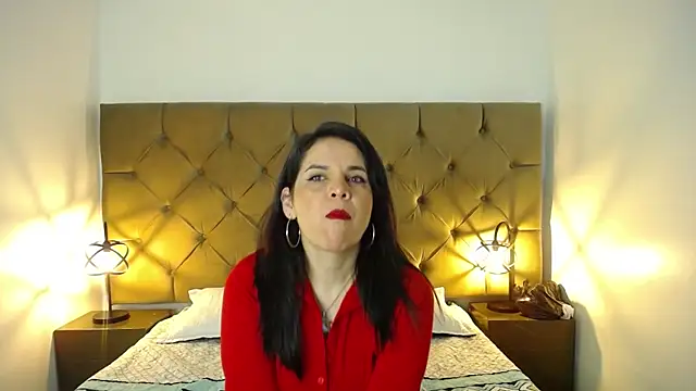 laura hotties online show from 03/18/25, 12:36