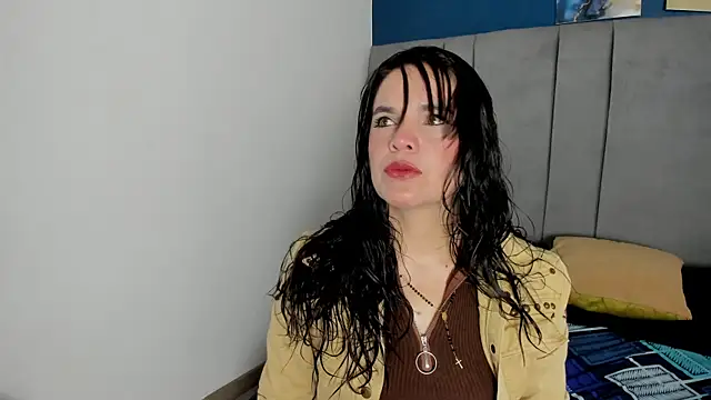 laura hotties online show from 09/25/25, 01:15