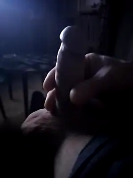 Snapshot of Davestco31 chatting on 03/03/25, 06:55 Davestco31 online show from 03/03/25, 06:55