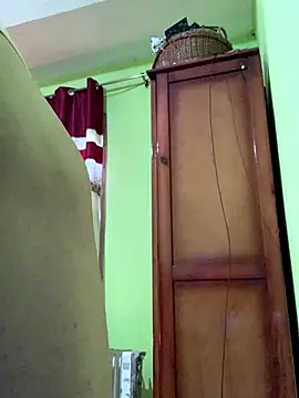 Snapshot of Femboylili chatting on 12/21/25, 03:19 Femboylili online show from 12/21/25, 03:19