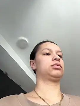 Soy Sara7 online show from 12/14/25, 01:16