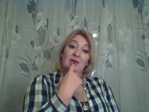 Snapshot of ArielXLoveresss chatting on 02/27/25, 07:15 ArielXLoveresss online show from 02/27/25, 07:15