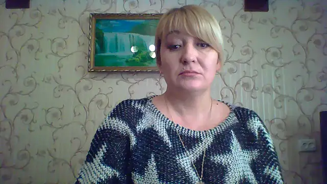 Snapshot of ArielXLoveresss chatting on 03/08/25, 12:30 ArielXLoveresss online show from 03/08/25, 12:30