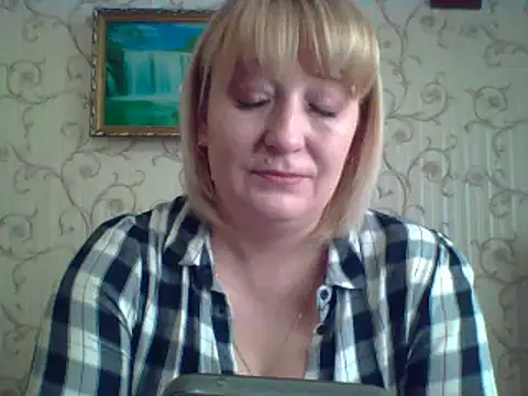 Snapshot of ArielXLoveresss chatting on 03/21/25, 02:29 ArielXLoveresss online show from 03/21/25, 02:29