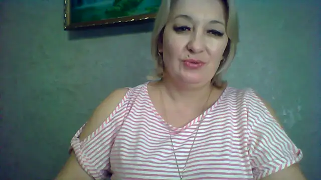 Snapshot of ArielXLoveresss chatting on 11/22/25, 08:30 ArielXLoveresss online show from 11/22/25, 08:30
