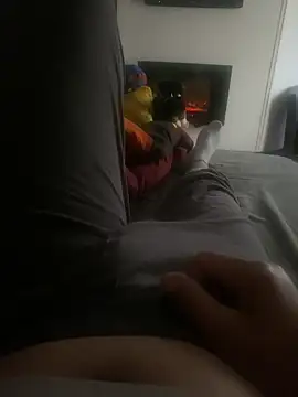 Snapshot of rogerdik76 chatting on 03/22/25, 07:25 rogerdik76 online show from 03/22/25, 07:25