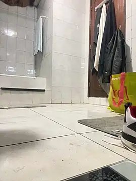 Snapshot of rogerdik76 chatting on 02/26/26, 06:01 rogerdik76 online show from 02/26/26, 06:01