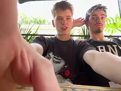 TaylerSigma online show from 10/23/25, 01:43