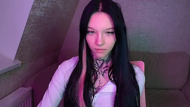 mefwhore online show from 03/13/25, 06:56