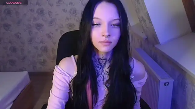 mefwhore online show from 03/15/25, 07:48