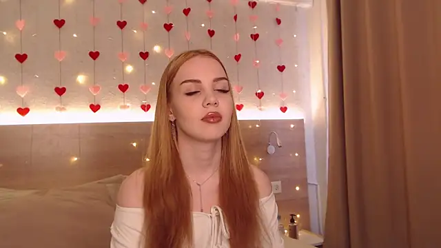 Snapshot of IvyAngel chatting on 04/15/26, 02:02 IvyAngel online show from 04/15/26, 02:02