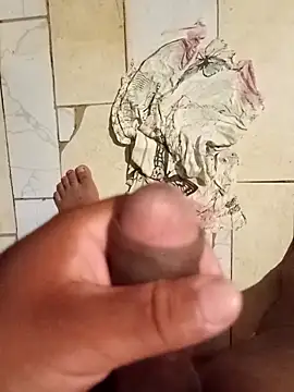 Snapshot of Safadoo2025 chatting on 10/06/25, 09:40 Safadoo2025 online show from 10/06/25, 09:40