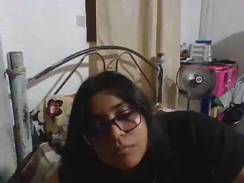 Snapshot of virginbrunette99 chatting on 02/23/25, 09:00 virginbrunette99 online show from 02/23/25, 09:00