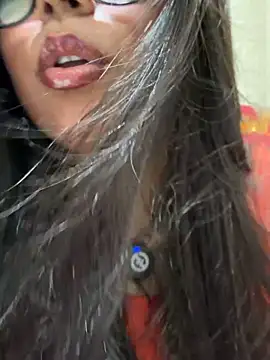 Snapshot of virginbrunette99 chatting on 02/14/26, 06:10 virginbrunette99 online show from 02/14/26, 06:10