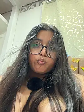 Snapshot of virginbrunette99 chatting on 02/20/26, 06:26 virginbrunette99 online show from 02/20/26, 06:26