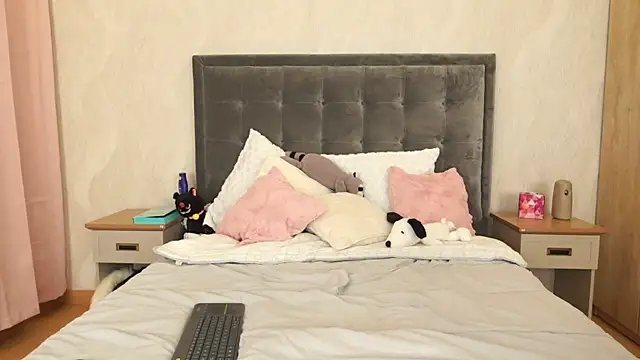 DaliaCruz online show from 11/09/25, 07:12